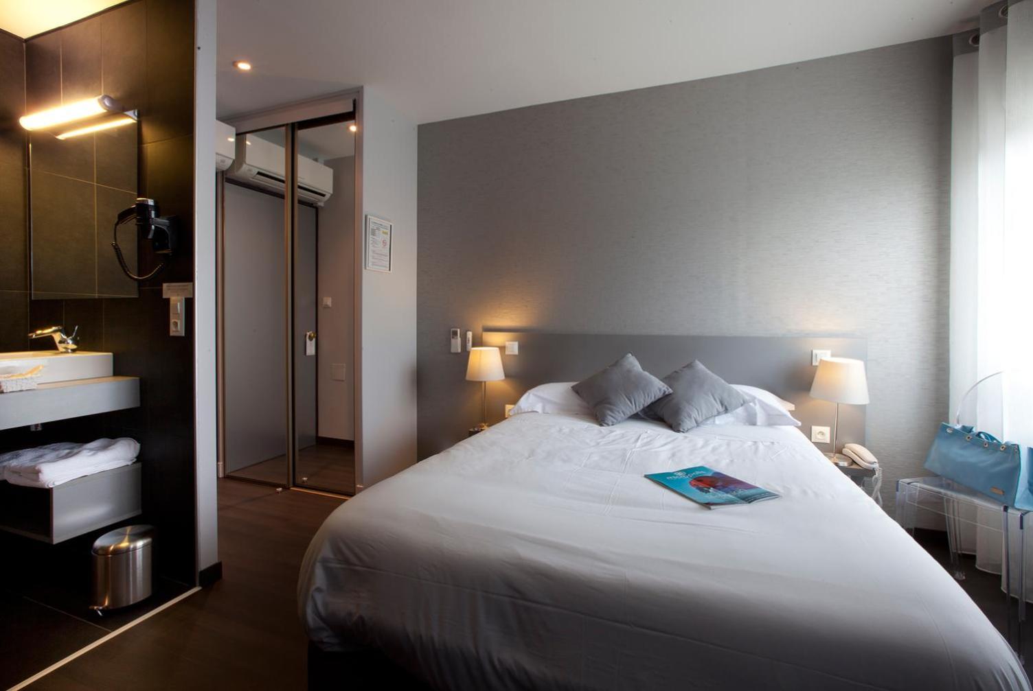 Logis Hotel - Restaurant - Spa - Le Relais De Farrou Вильфранш-де-Руэрг Экстерьер фото